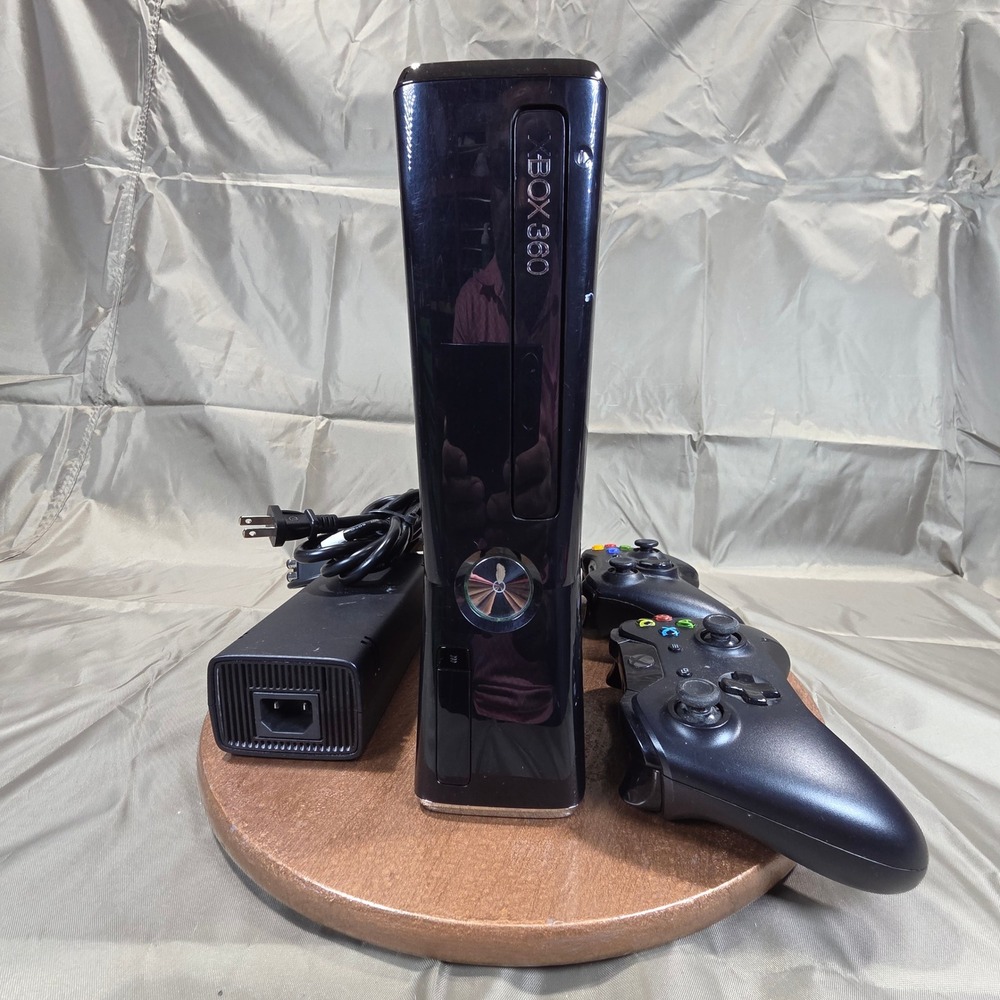 Microsoft Xbox 360 S Console Model 1439 Gloss Black 2 Controllers Bundle Tested